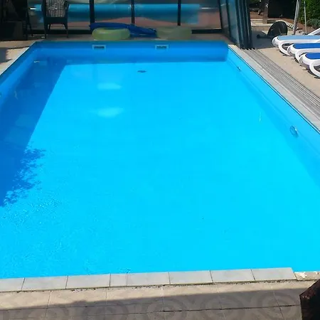 بيت ضيافة Perla