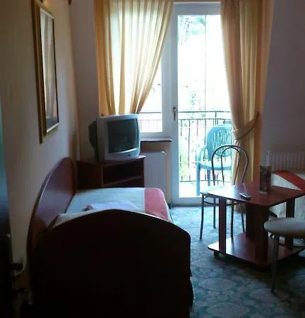 Perla 3* بوبيروفو