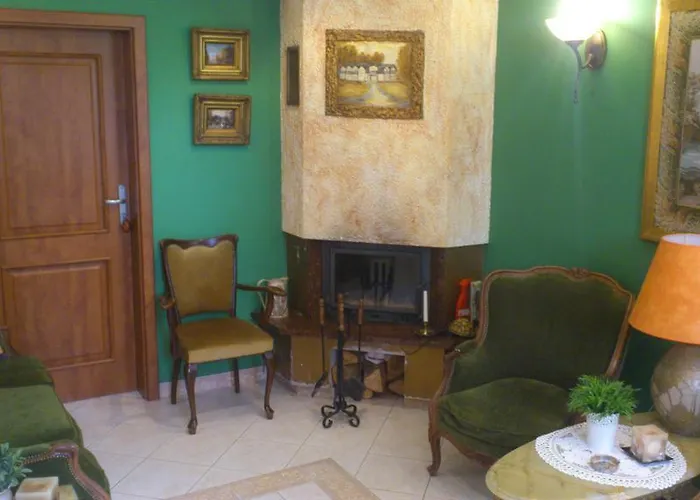 Perla 招待所 波别罗沃