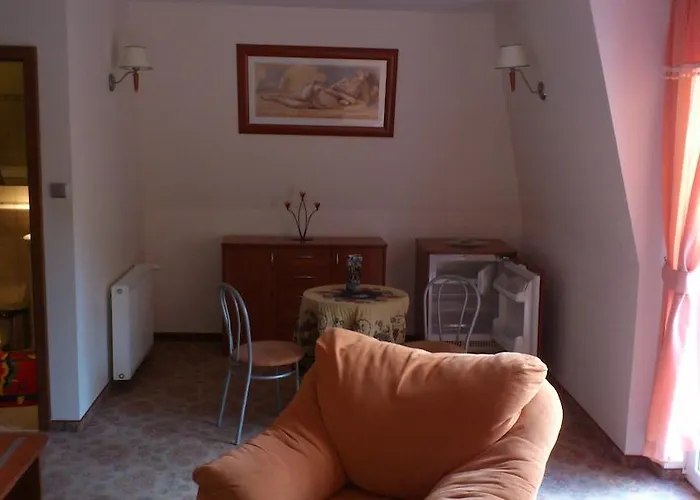 Perla 포비에로보